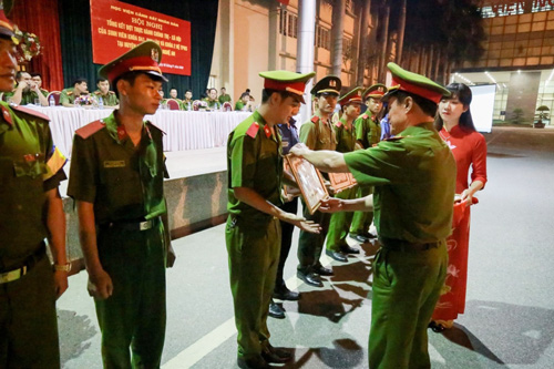 Hội nghị tổng kết thực hành chính trị - Đăng Ký Tham Gia Chơi Trực Tuyến Tại EV88 của sinh viên khóa 41, D28 Lào và khóa 2, hệ Tư pháp hình sự